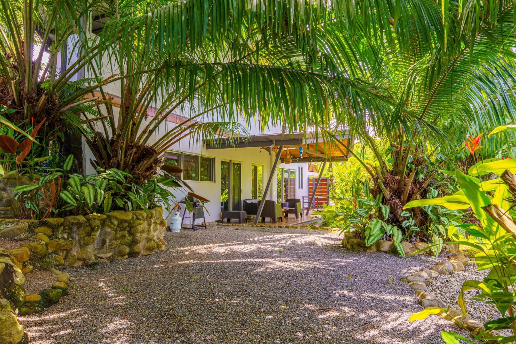 Hotel FAREMITI Uvita Eksteriør bilde
